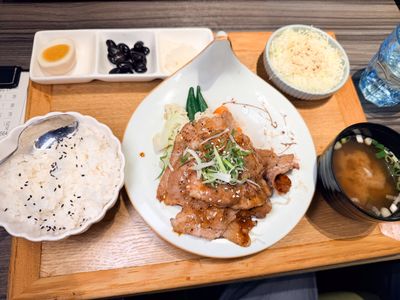 大河牧場 漢堡排專売 南港環球店 6